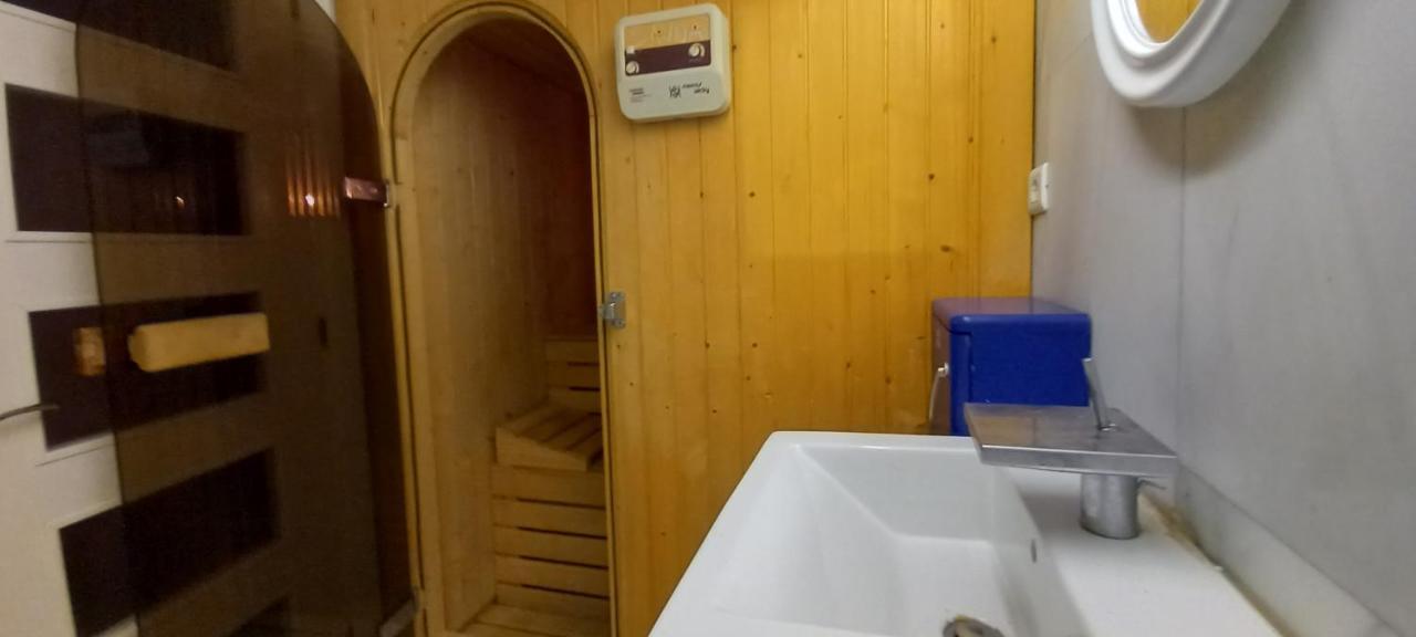 Chalet Con Piscina, Sauna Y Jacuzzi Cerca Del Mar A Media Hora De Bilbao Y Santander El Puente  외부 사진